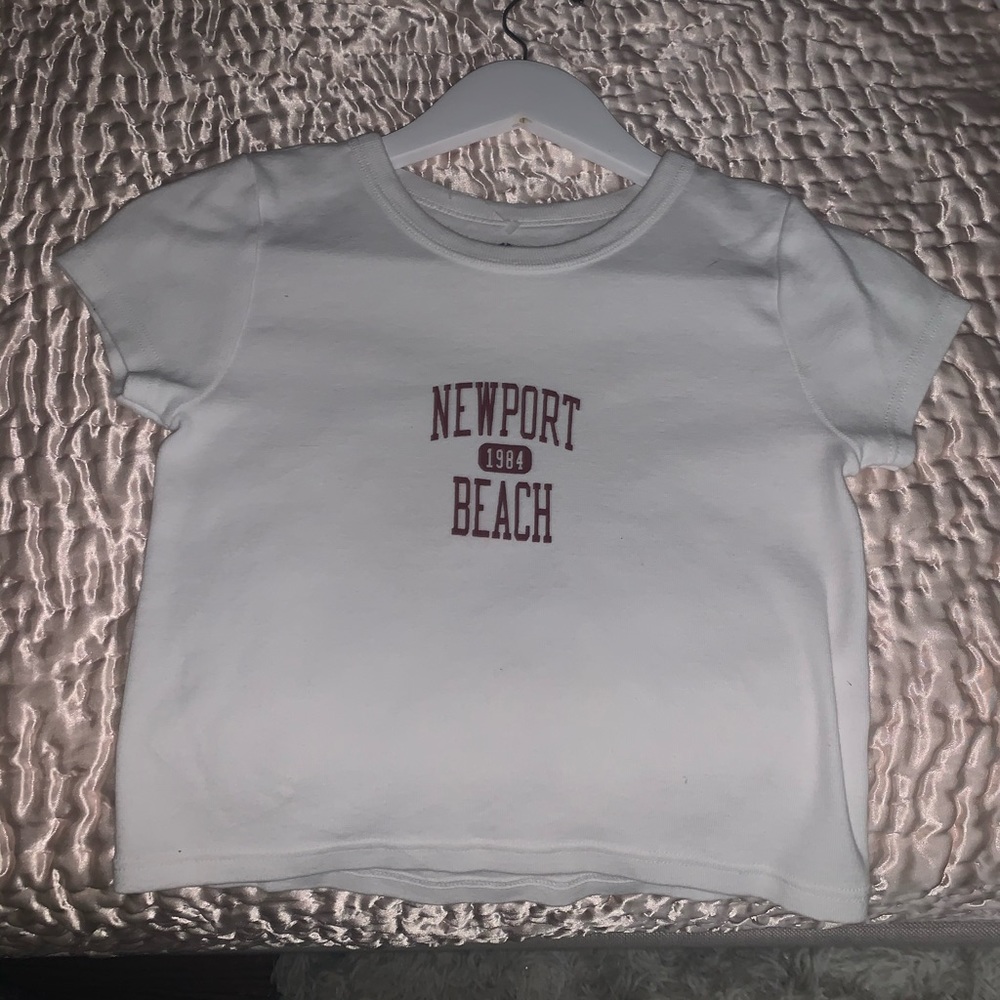 Brandy Melville shirt